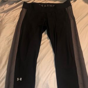 Under Armour Cropped Compression Leggings